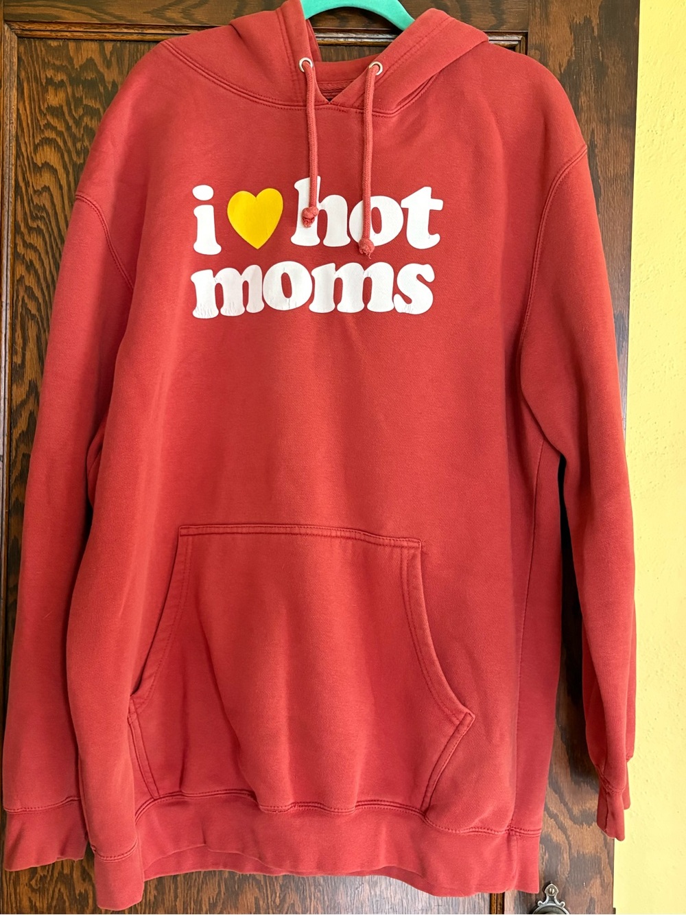Danny Duncan I ❤️ Hot Moms Hoodie Red Size XXL